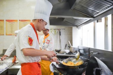 �W�N���Л]��ǰ�����W����ξ͘I(y��)